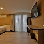 Ea Exclusive Otel
