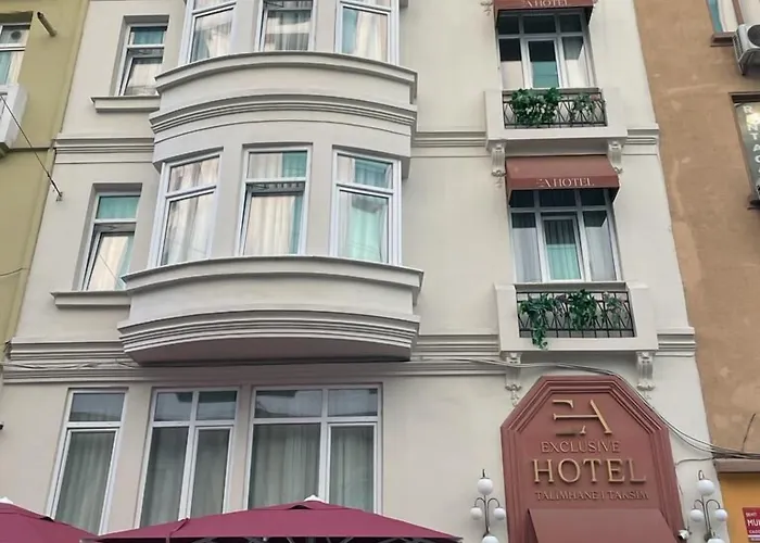 Ea Exclusive Hotel *