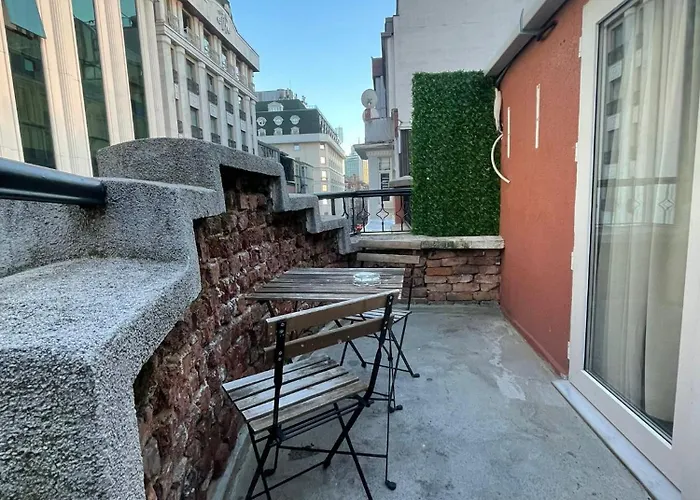 Ea Exclusive Istambul