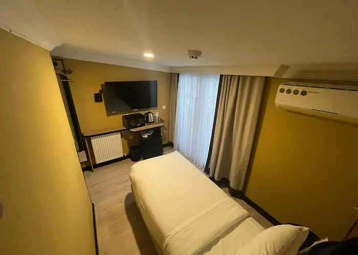 Ea Exclusive Istanbul