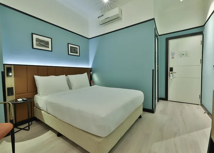 Hotell Ea Exclusive *